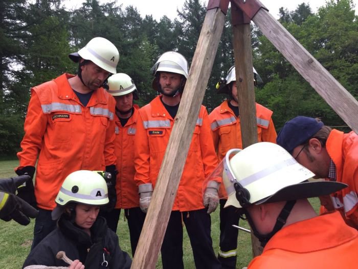 Übung mit der Jugendfeuerwehr 2017