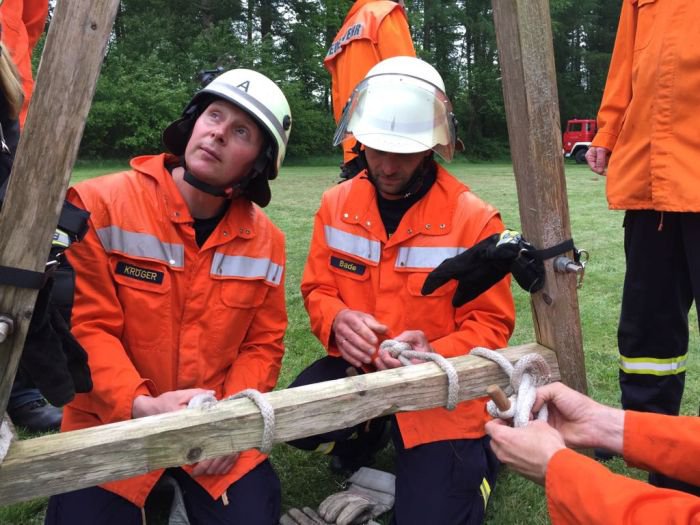 Übung mit der Jugendfeuerwehr 2017